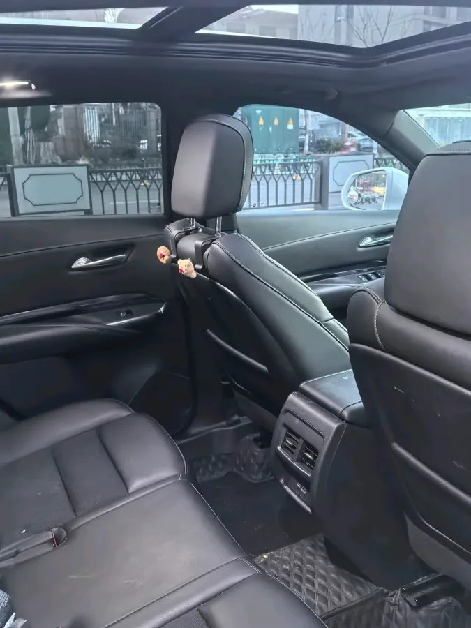 2021 Cadillac XT4 2.0T 237HP L4 9AT,autocango,china used car exporter,china ev exporter,chinese used car exporter,chinese used ev exporter