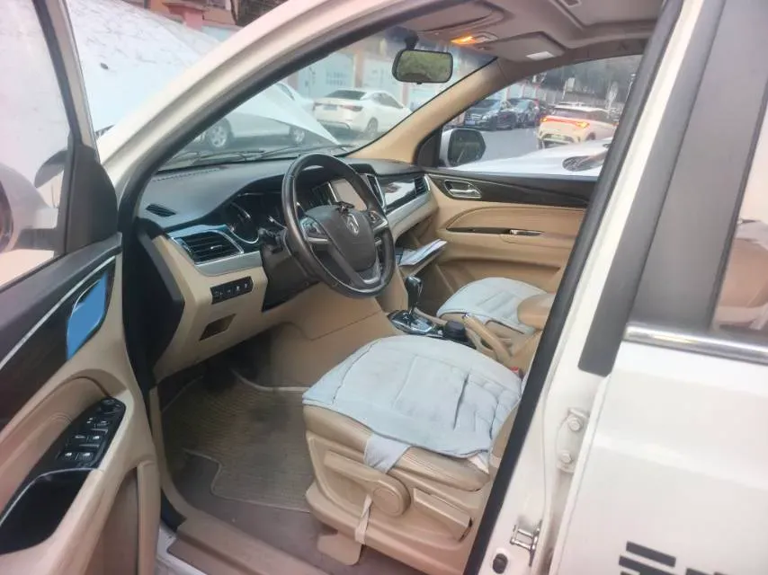 2016 Dongfeng ShuaiKe 1.6L 113HP L4 5MT,autocango,china used car exporter,china ev exporter,chinese used car exporter,chinese used ev exporter