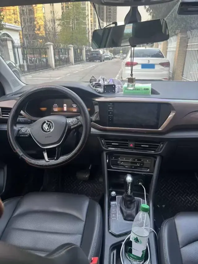 2021 Volkswagen Tharu 1.4T 150HP L4 7DCT,autocango,china used car exporter,china ev exporter,chinese used car exporter,chinese used ev exporter