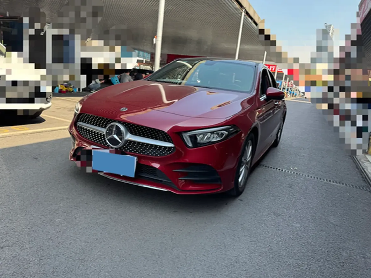2020 Mercedes-Benz A Class 1.3T 163HP L4 7DCT,autocango,china used car exporter,china ev exporter,chinese used car exporter,chinese used ev exporter