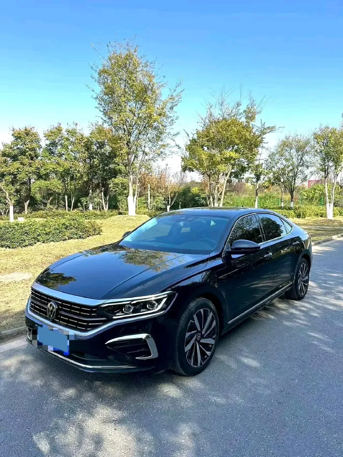 2023 Volkswagen Passat 2.0T 186HP L4 7DCT,autocango,china used car exporter,china ev exporter,chinese used car exporter,chinese used ev exporter