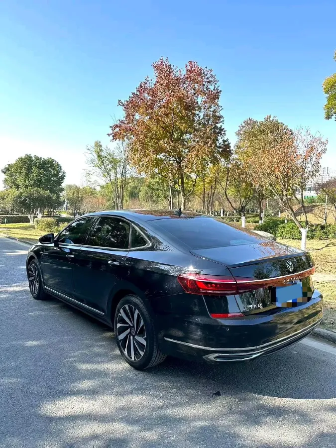 2023 Volkswagen Passat 2.0T 186HP L4 7DCT,autocango,china used car exporter,china ev exporter,chinese used car exporter,chinese used ev exporter