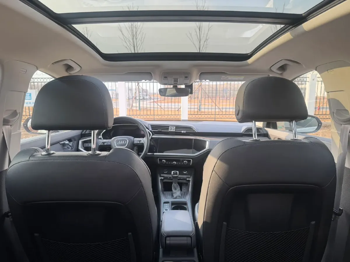 2023 Audi Q3 1.4T 150HP L4 7DCT,autocango,china used car exporter,china ev exporter,chinese used car exporter,chinese used ev exporter