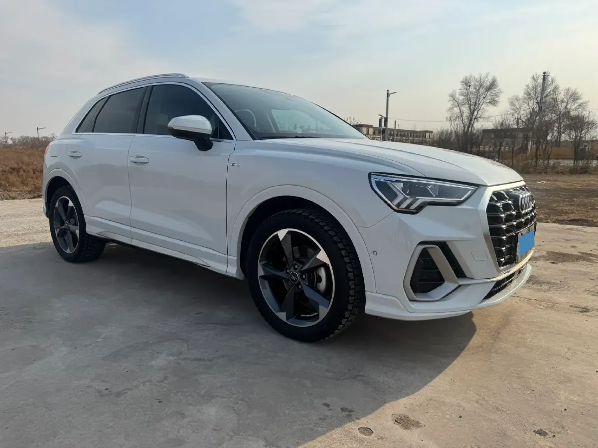 2023 Audi Q3 1.4T 150HP L4 7DCT,autocango,china used car exporter,china ev exporter,chinese used car exporter,chinese used ev exporter