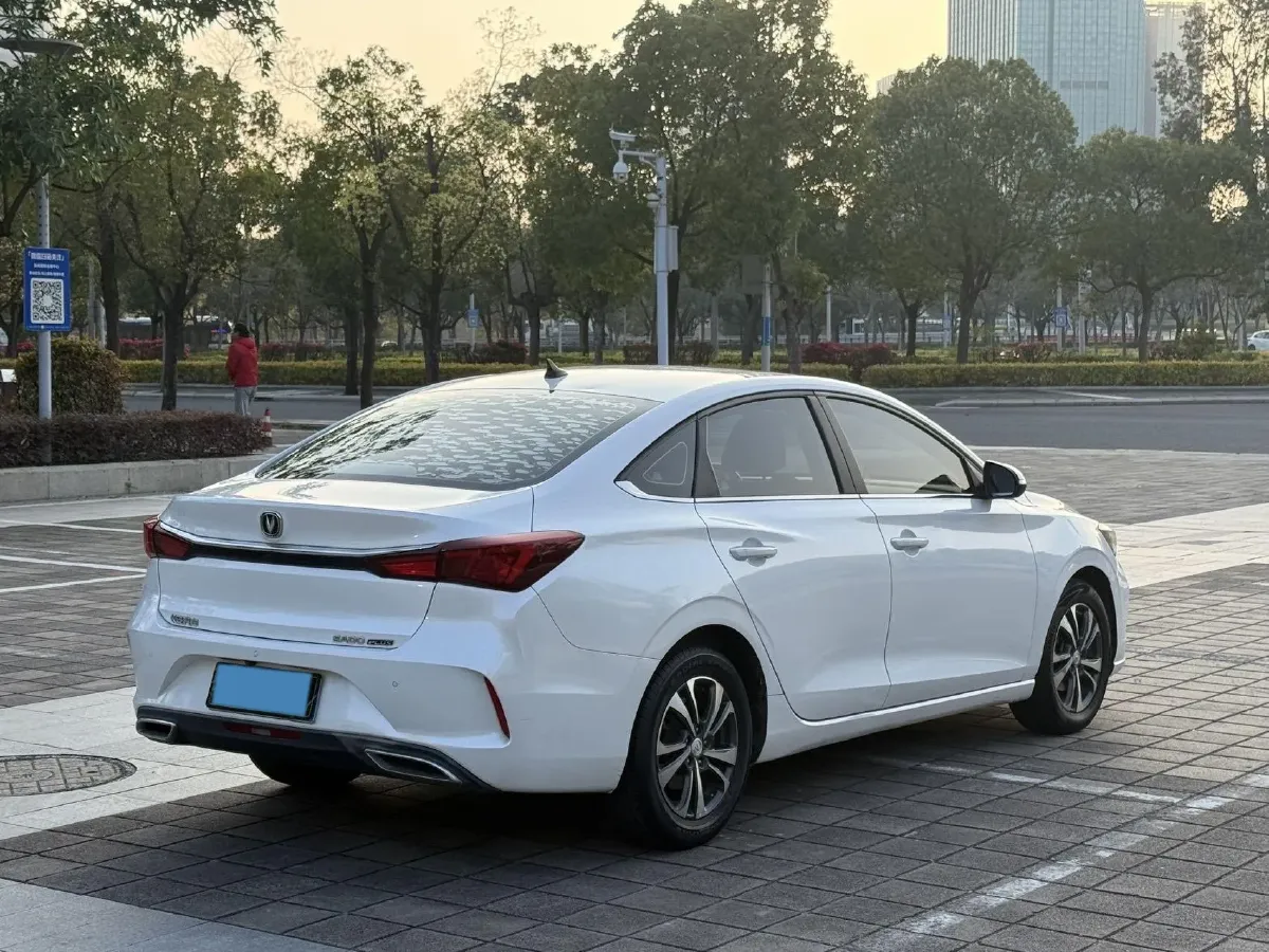2020 ChangAn Eado 1.6L 128HP L4 CVT,autocango,china used car exporter,china ev exporter,chinese used car exporter,chinese used ev exporter