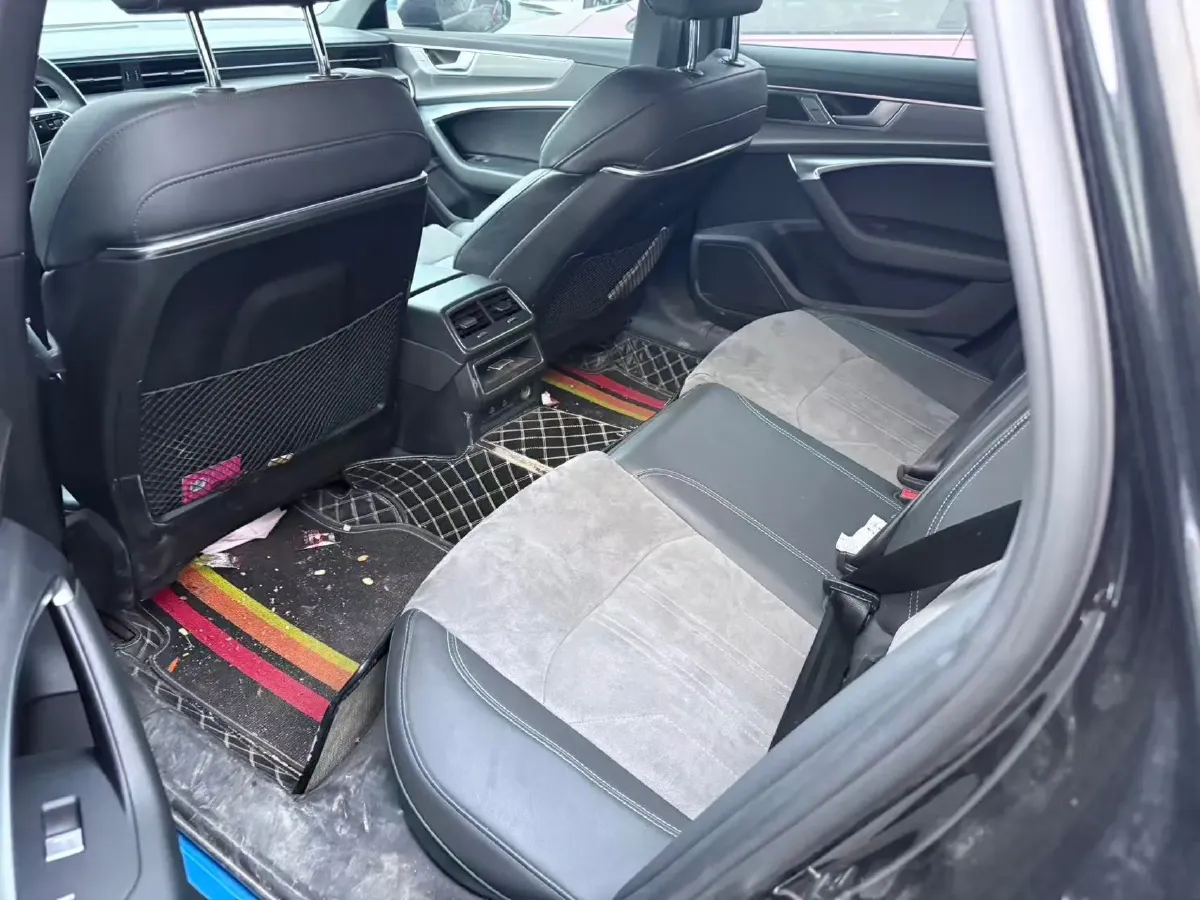 2023 Audi A6L 2.0T 190HP L4 7DCT,autocango,china used car exporter,china ev exporter,chinese used car exporter,chinese used ev exporter