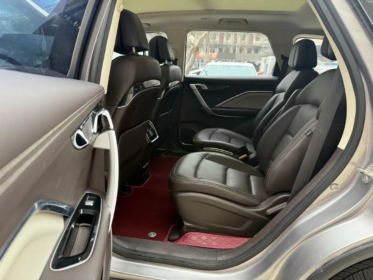 2019 Geely JiaJi 1.5T 177HP L3 7DCT,autocango,china used car exporter,china ev exporter,chinese used car exporter,chinese used ev exporter