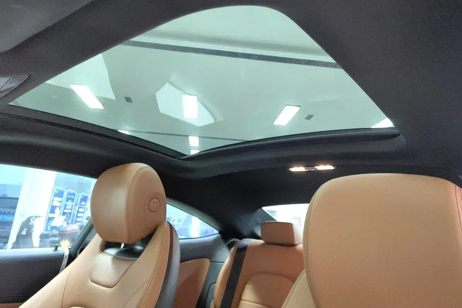 2021 Mercedes-Benz C Class 1.5T 156HP L4 9AT,autocango,china used car exporter,china ev exporter,chinese used car exporter,chinese used ev exporter