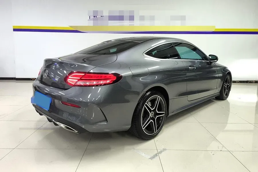 2021 Mercedes-Benz C Class 1.5T 156HP L4 9AT,autocango,china used car exporter,china ev exporter,chinese used car exporter,chinese used ev exporter