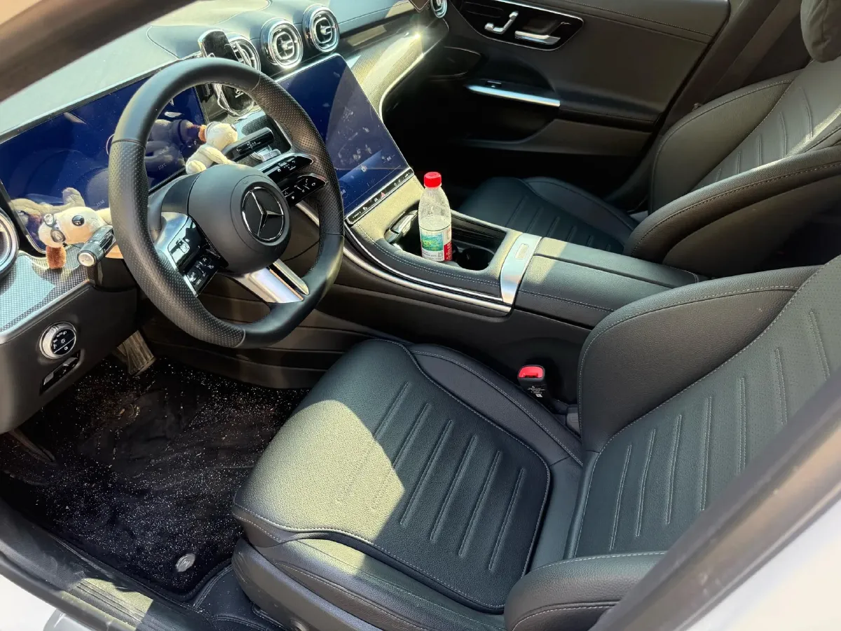 2025 Mercedes-Benz C Class 1.5T 204HP L4 9AT,autocango,china used car exporter,china ev exporter,chinese used car exporter,chinese used ev exporter