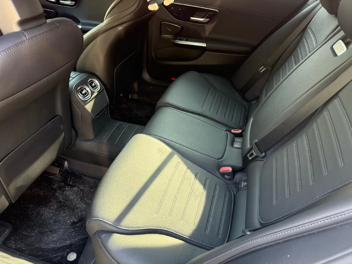 2025 Mercedes-Benz C Class 1.5T 204HP L4 9AT,autocango,china used car exporter,china ev exporter,chinese used car exporter,chinese used ev exporter