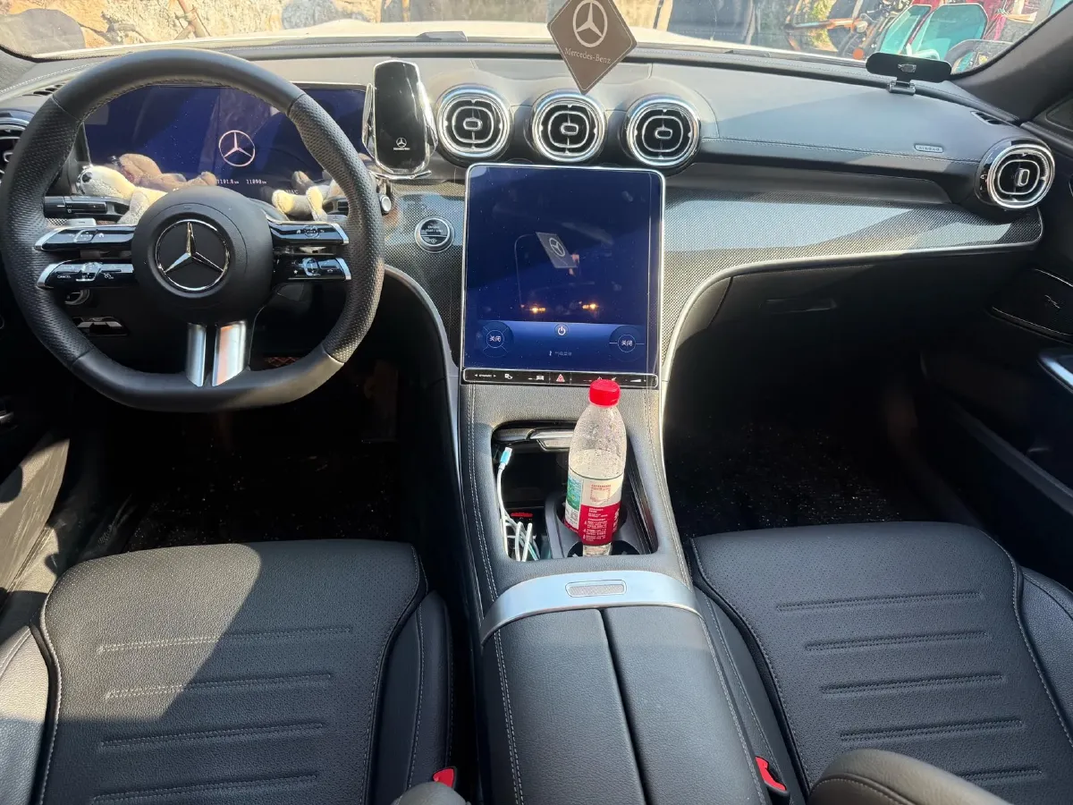 2025 Mercedes-Benz C Class 1.5T 204HP L4 9AT,autocango,china used car exporter,china ev exporter,chinese used car exporter,chinese used ev exporter