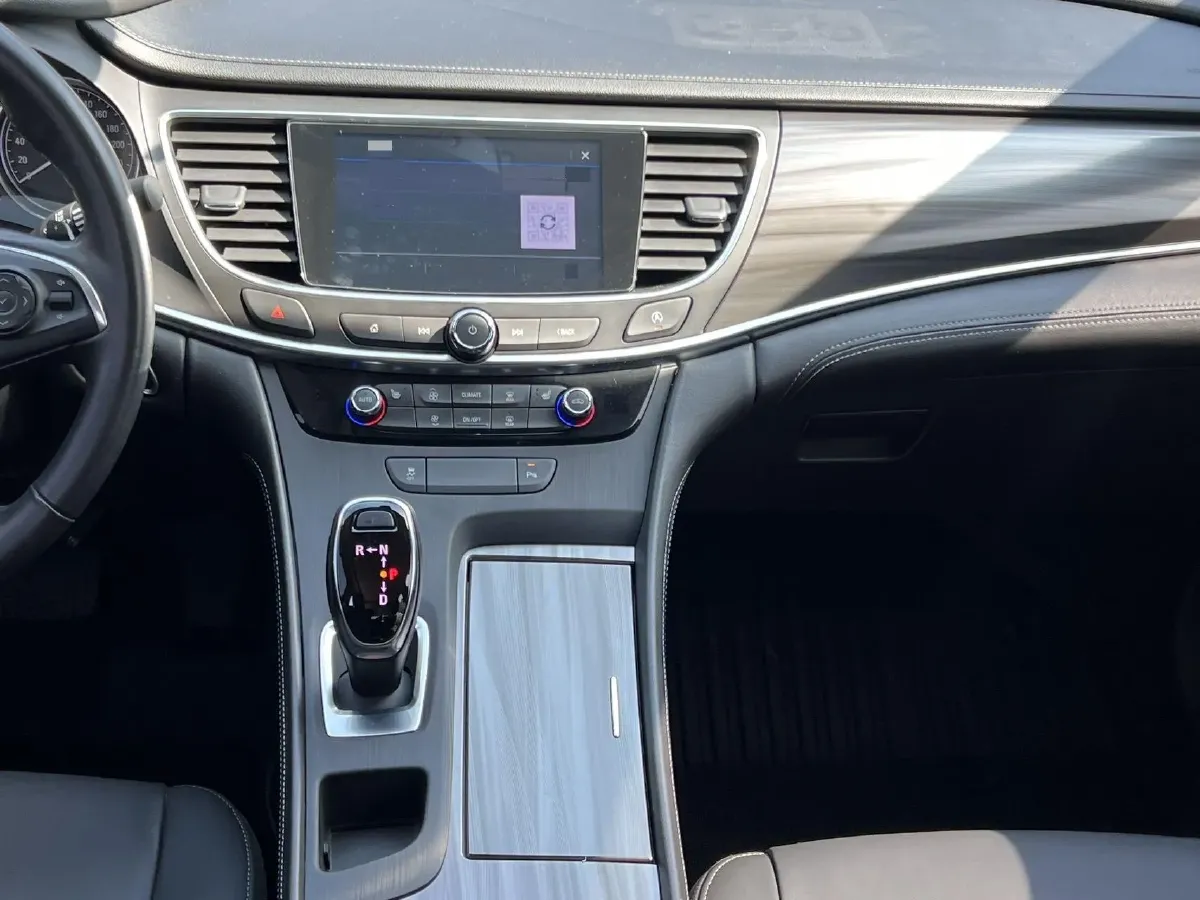 2022 Buick Larcosse 1.5T 169HP L4 9AT,autocango,china used car exporter,china ev exporter,chinese used car exporter,chinese used ev exporter