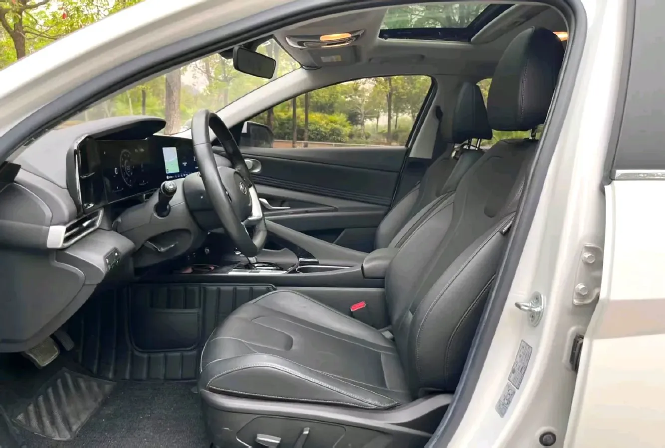 2021 Hyundai Elantra 1.5L 115HP L4 CVT,autocango,china used car exporter,china ev exporter,chinese used car exporter,chinese used ev exporter