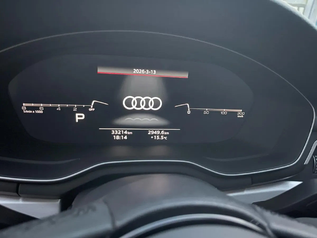 2023 Audi A4L 2.0T 190HP L4 7DCT,autocango,china used car exporter,china ev exporter,chinese used car exporter,chinese used ev exporter