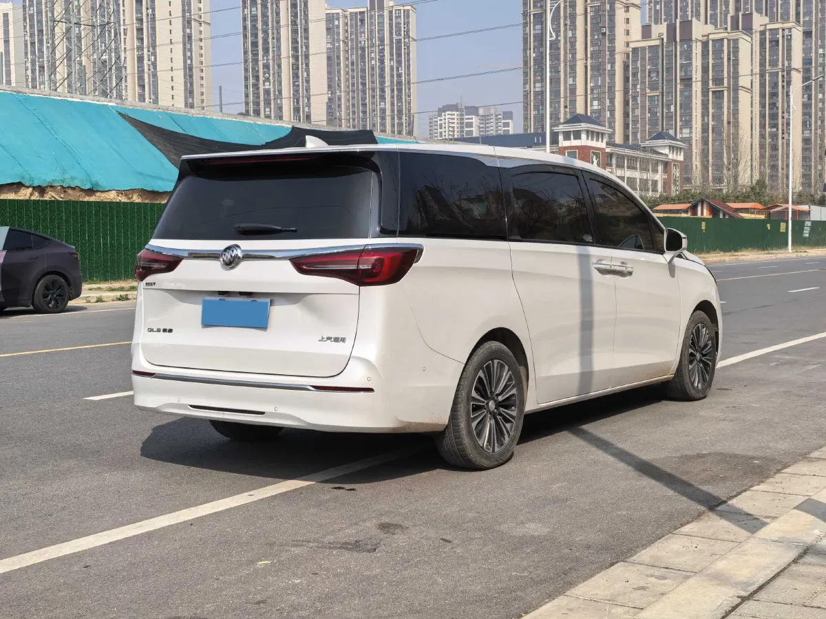 2022 Buick GL8 2.0T 237HP L4 9AT,autocango,china used car exporter,china ev exporter,chinese used car exporter,chinese used ev exporter
