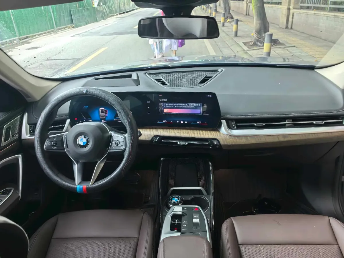 2024 BMW X1 2.0T 204HP L4 7DCT,autocango,china used car exporter,china ev exporter,chinese used car exporter,chinese used ev exporter