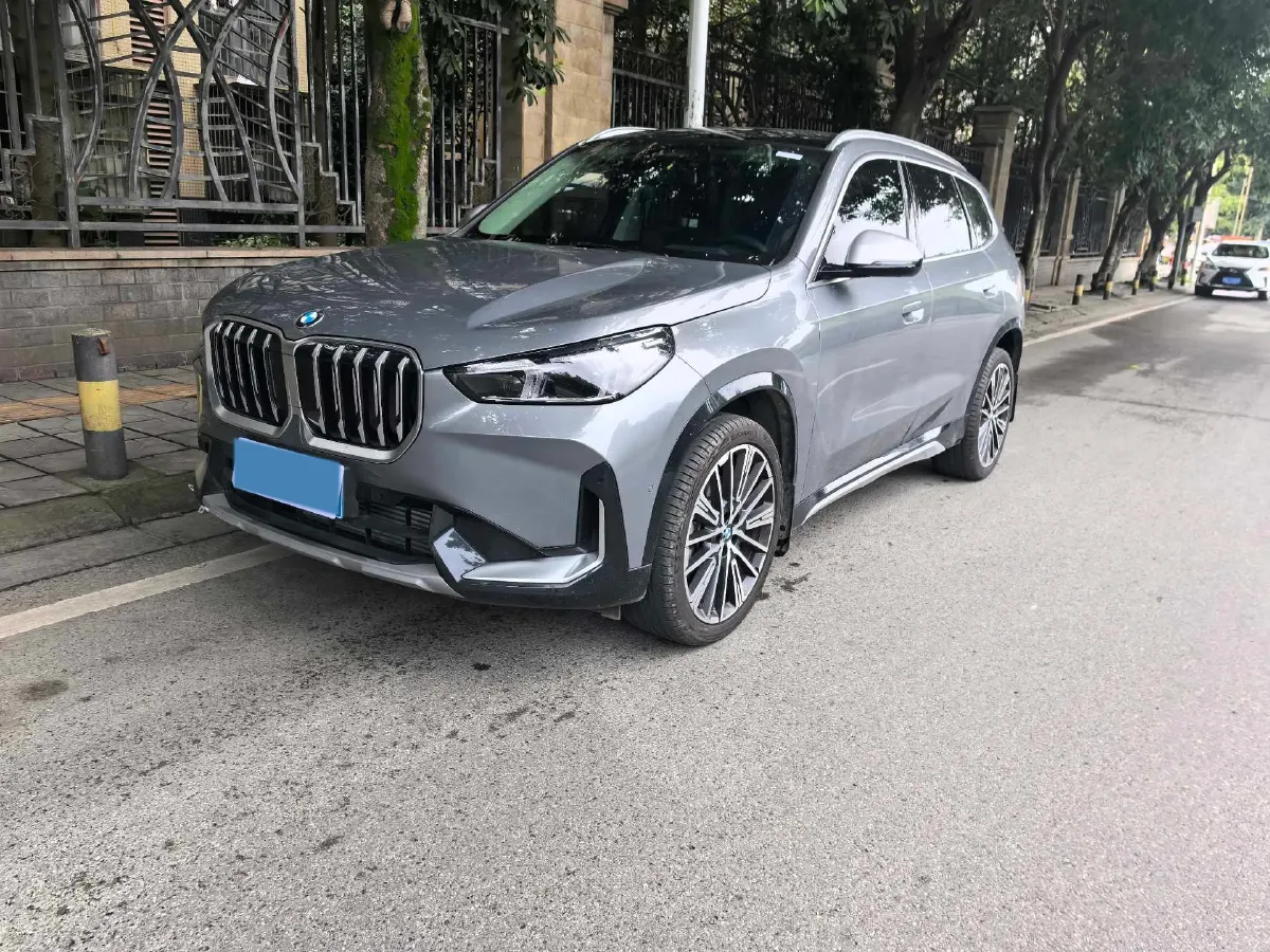 2024 BMW X1 2.0T 204HP L4 7DCT,autocango,china used car exporter,china ev exporter,chinese used car exporter,chinese used ev exporter