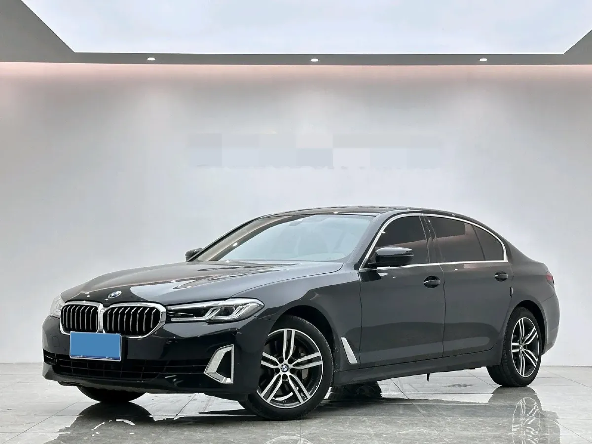 2021 BMW 5 Series 2.0T 252HP L4 8AT,autocango,china used car exporter,china ev exporter,chinese used car exporter,chinese used ev exporter