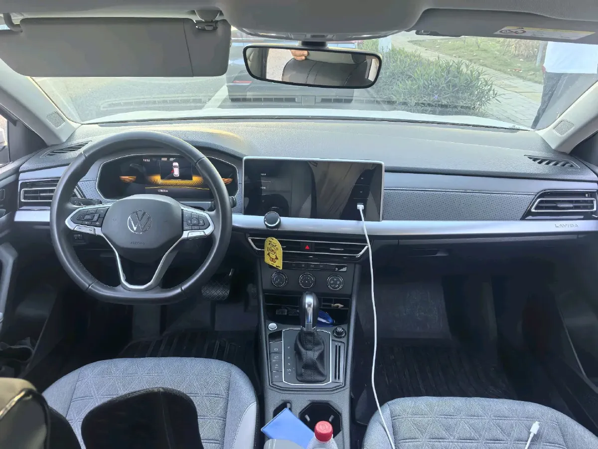2023 Volkswagen Lavida 1.4T 150HP L4 7DCT,autocango,china used car exporter,china ev exporter,chinese used car exporter,chinese used ev exporter