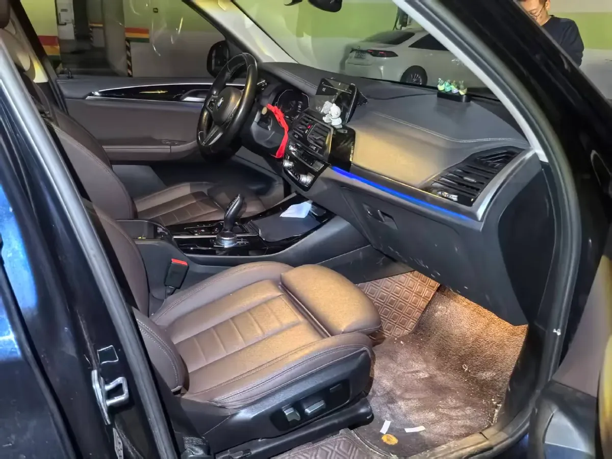 2021 BMW X3 2.0T 184HP L4 8AT,autocango,china used car exporter,china ev exporter,chinese used car exporter,chinese used ev exporter