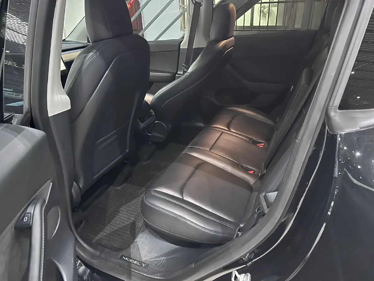 2021 Tesla Model Y BEV 60KWH,autocango,china used car exporter,china ev exporter,chinese used car exporter,chinese used ev exporter