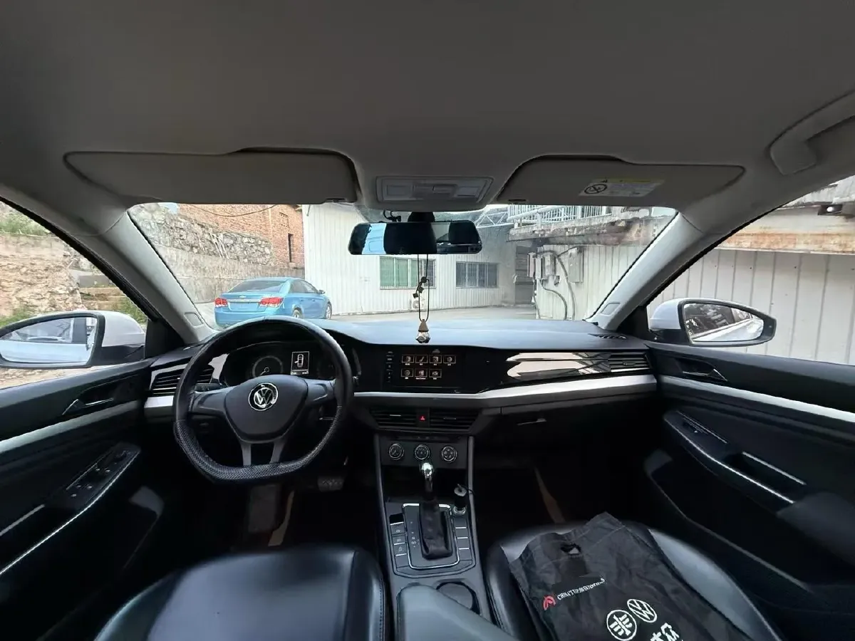 2020 Volkswagen Bora 1.5L 113HP L4 6AT,autocango,china used car exporter,china ev exporter,chinese used car exporter,chinese used ev exporter