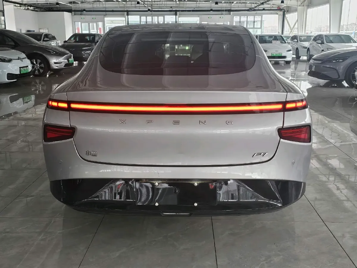 2023 Xpeng P7 BEV 70.8KWH,autocango,china used car exporter,china ev exporter,chinese used car exporter,chinese used ev exporter