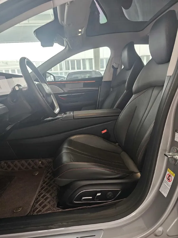 2023 Xpeng P7 BEV 70.8KWH,autocango,china used car exporter,china ev exporter,chinese used car exporter,chinese used ev exporter