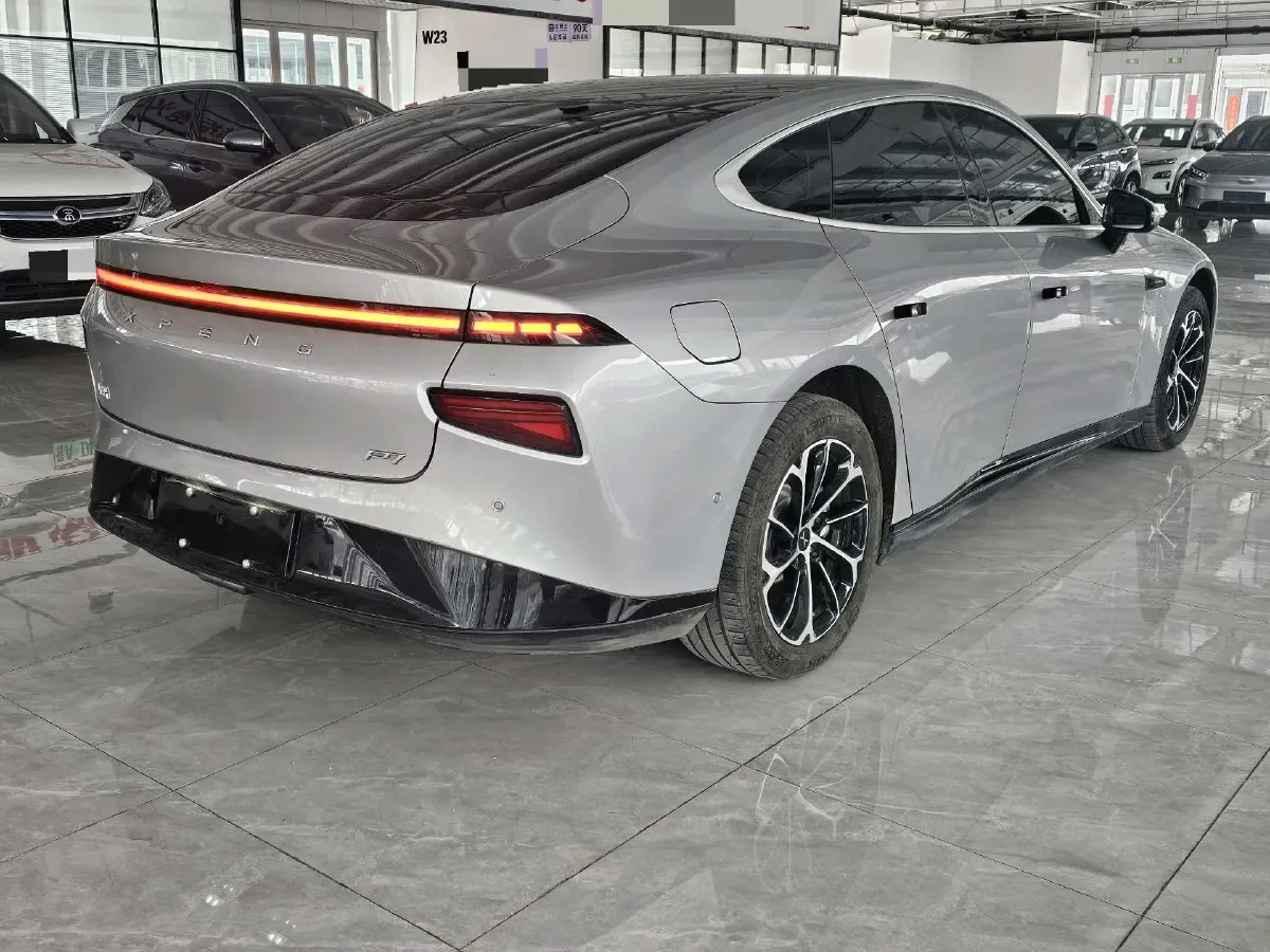 2023 Xpeng P7 BEV 70.8KWH,autocango,china used car exporter,china ev exporter,chinese used car exporter,chinese used ev exporter