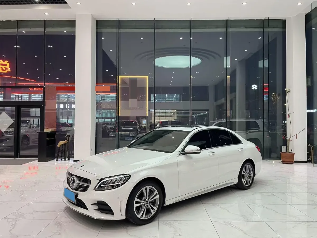 2020 Mercedes-Benz C Class 1.5T 156HP L4 9AT,autocango,china used car exporter,china ev exporter,chinese used car exporter,chinese used ev exporter