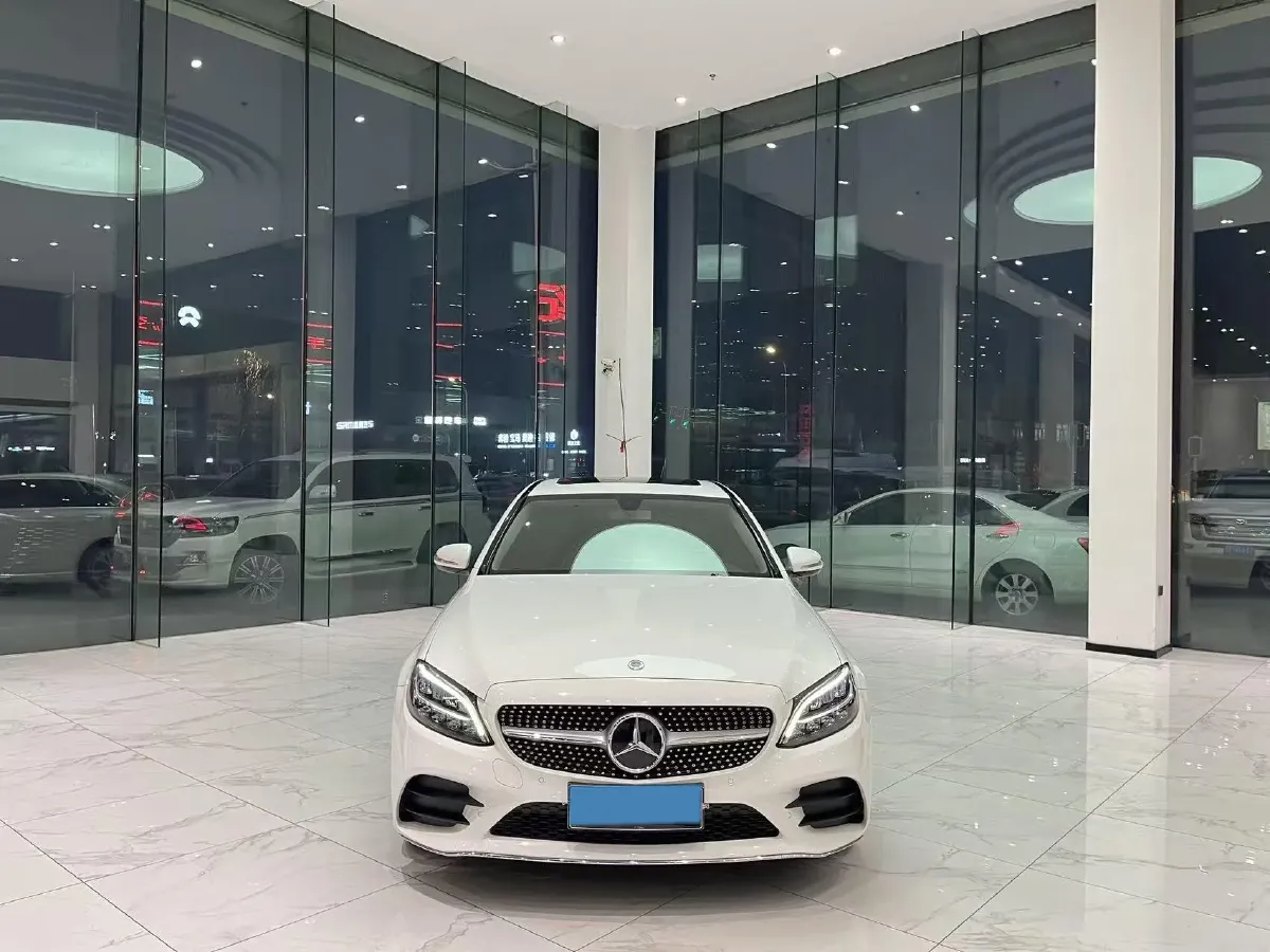 2020 Mercedes-Benz C Class 1.5T 156HP L4 9AT,autocango,china used car exporter,china ev exporter,chinese used car exporter,chinese used ev exporter