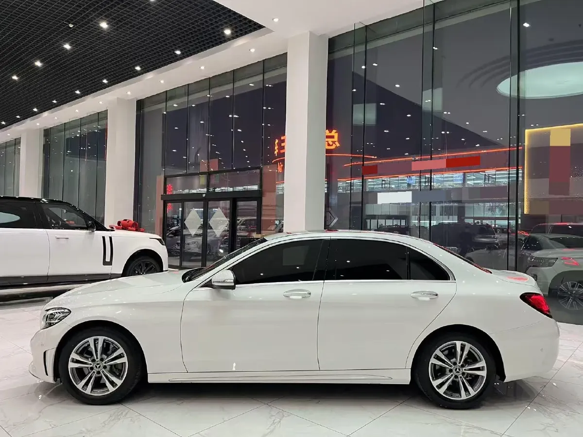 2020 Mercedes-Benz C Class 1.5T 156HP L4 9AT,autocango,china used car exporter,china ev exporter,chinese used car exporter,chinese used ev exporter