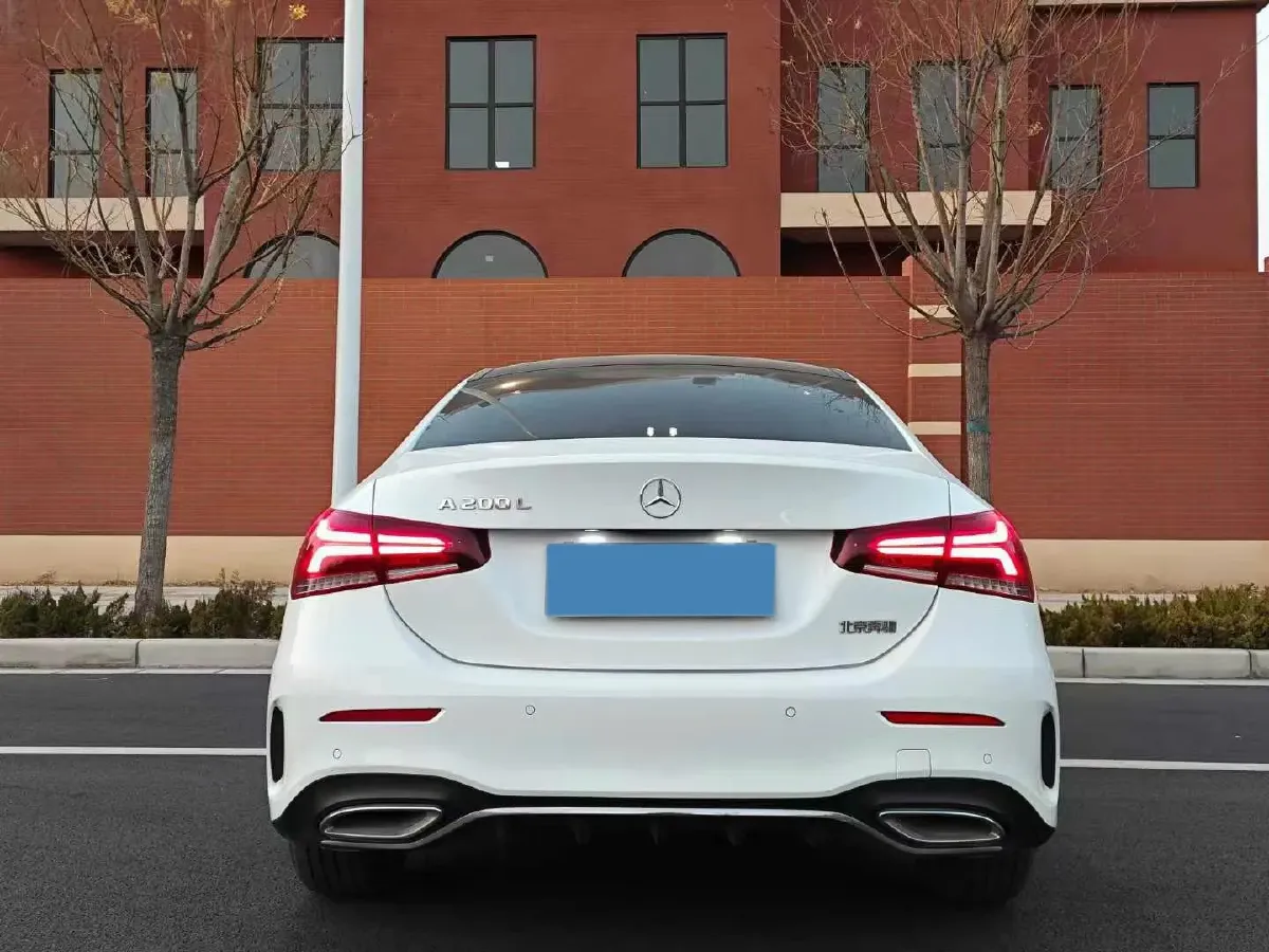 2021 Mercedes-Benz A Class 1.3T 163HP L4 7DCT,autocango,china used car exporter,china ev exporter,chinese used car exporter,chinese used ev exporter