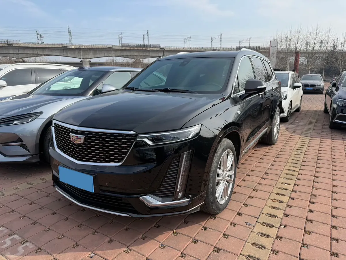 2022 Cadillac XT6 2.0T 237HP L4 9AT,autocango,china used car exporter,china ev exporter,chinese used car exporter,chinese used ev exporter