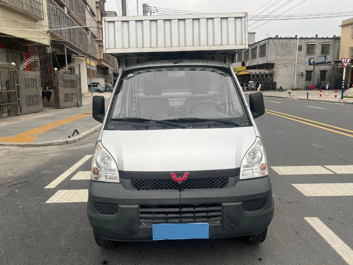 2016 WuLing ZhiGuang Mini Truck 1.2L 82HP L4 5MT,autocango,china used car exporter,china ev exporter,chinese used car exporter,chinese used ev exporter