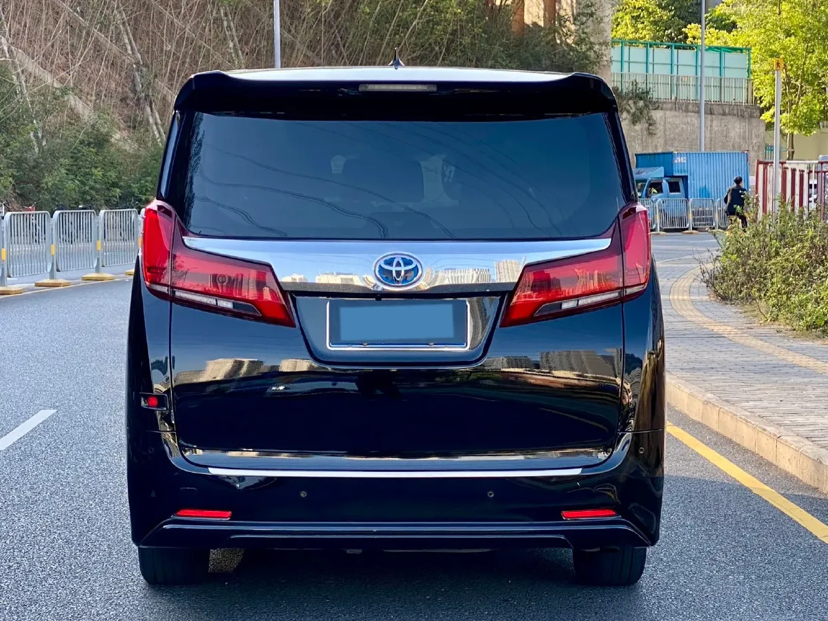2021 Toyota Alphard 2.5L 117HP L4 E-CVT Hybrid,autocango,china used car exporter,china ev exporter,chinese used car exporter,chinese used ev exporter