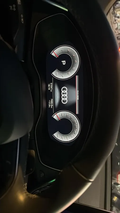 2023 Audi Q5L 2.0T 190HP L4 7DCT,autocango,china used car exporter,china ev exporter,chinese used car exporter,chinese used ev exporter