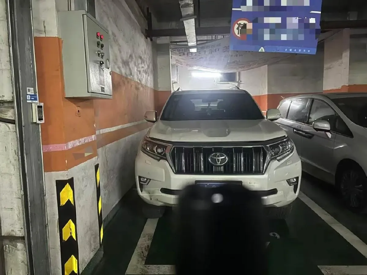 2018 Toyota Land Cruiser Prado 3.5L 280HP V6 6AT,autocango,china used car exporter,china ev exporter,chinese used car exporter,chinese used ev exporter