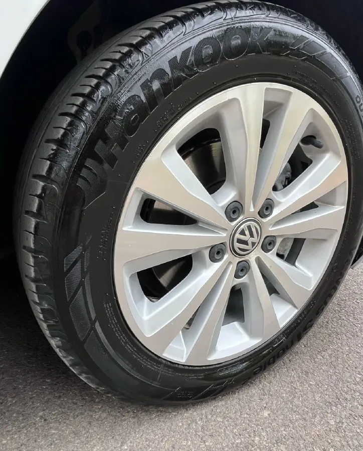 2016 Volkswagen Golf Sportsvan 1.4T 131HP L4 5MT,autocango,china used car exporter,china ev exporter,chinese used car exporter,chinese used ev exporter