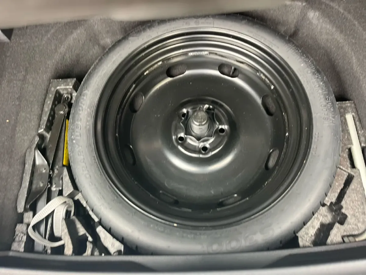 2016 Volkswagen Golf Sportsvan 1.4T 131HP L4 5MT,autocango,china used car exporter,china ev exporter,chinese used car exporter,chinese used ev exporter