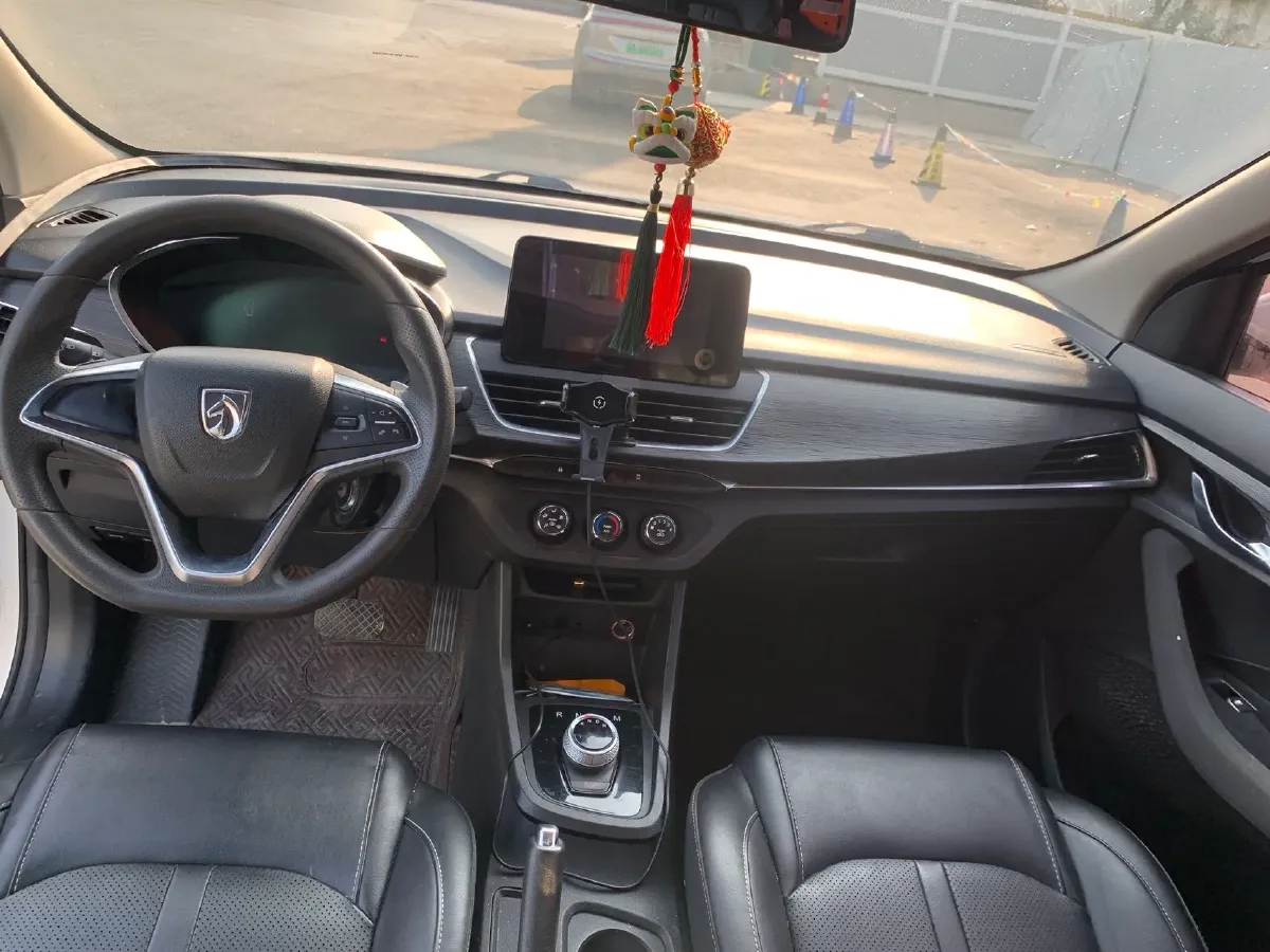 2018 BaoJun 360 1.5L 112HP L4 6MT,autocango,china used car exporter,china ev exporter,chinese used car exporter,chinese used ev exporter