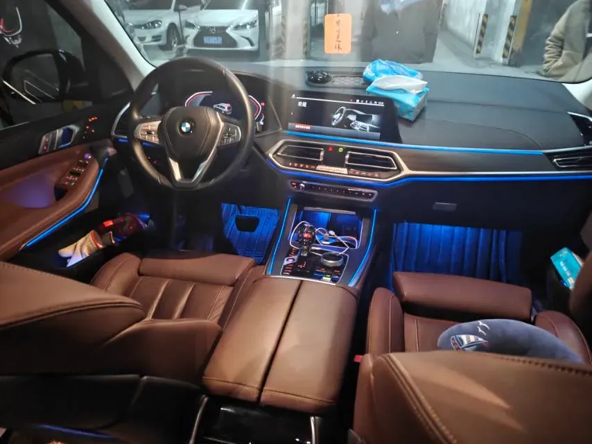 2022 BMW X7 3.0T 340HP L6 8AT,autocango,china used car exporter,china ev exporter,chinese used car exporter,chinese used ev exporter