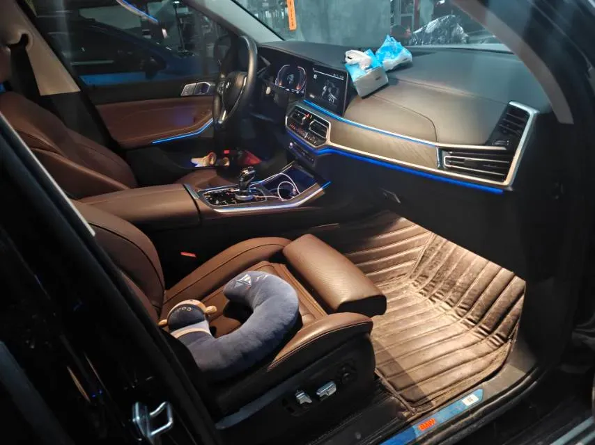 2022 BMW X7 3.0T 340HP L6 8AT,autocango,china used car exporter,china ev exporter,chinese used car exporter,chinese used ev exporter