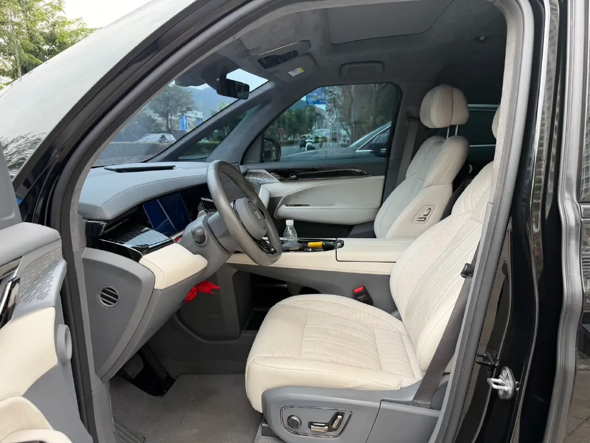 2022 Zeekr 009 BEV 116KWH,autocango,china used car exporter,china ev exporter,chinese used car exporter,chinese used ev exporter