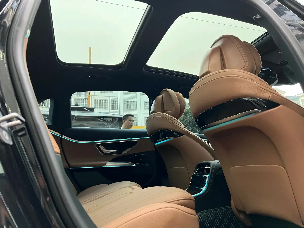 2024 Mercedes-Benz E Class 2.0T 204HP L4 9AT,autocango,china used car exporter,china ev exporter,chinese used car exporter,chinese used ev exporter