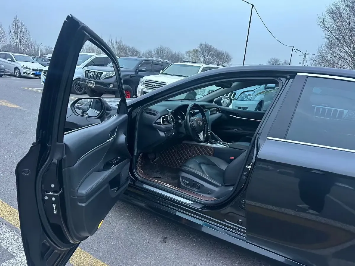 2019 Toyota Camry 2.5L 178HP L4 E-CVT Hybrid,autocango,china used car exporter,china ev exporter,chinese used car exporter,chinese used ev exporter
