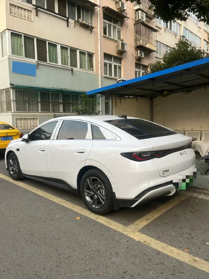 2025 BYD Seal 06 BEV,autocango,china used car exporter,china ev exporter,chinese used car exporter,chinese used ev exporter