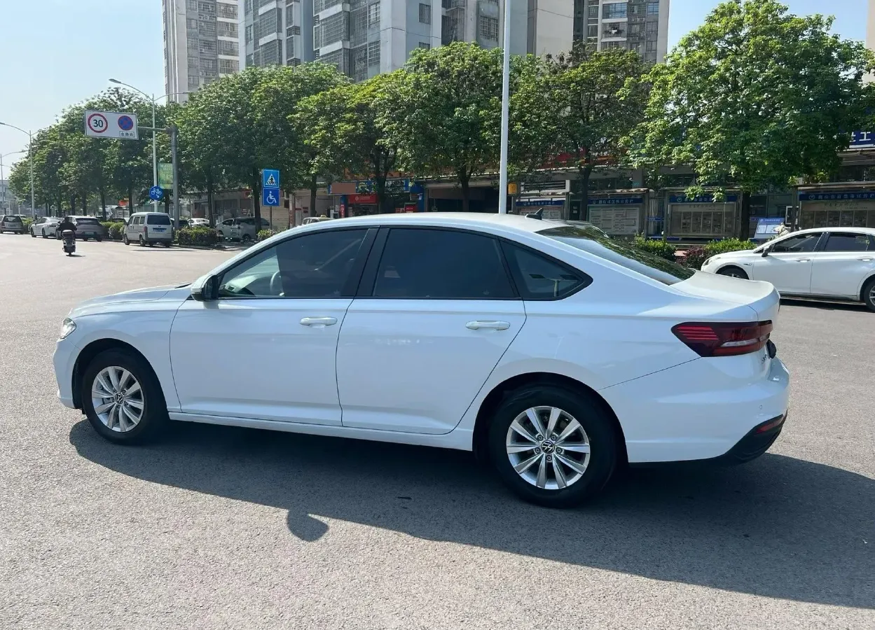 2024 Volkswagen Lavida 1.5L 110HP L4 6AT,autocango,china used car exporter,china ev exporter,chinese used car exporter,chinese used ev exporter