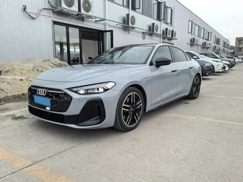 2026 Audi A5L 2.0T 204HP L4 7DCT,autocango,china used car exporter,china ev exporter,chinese used car exporter,chinese used ev exporter